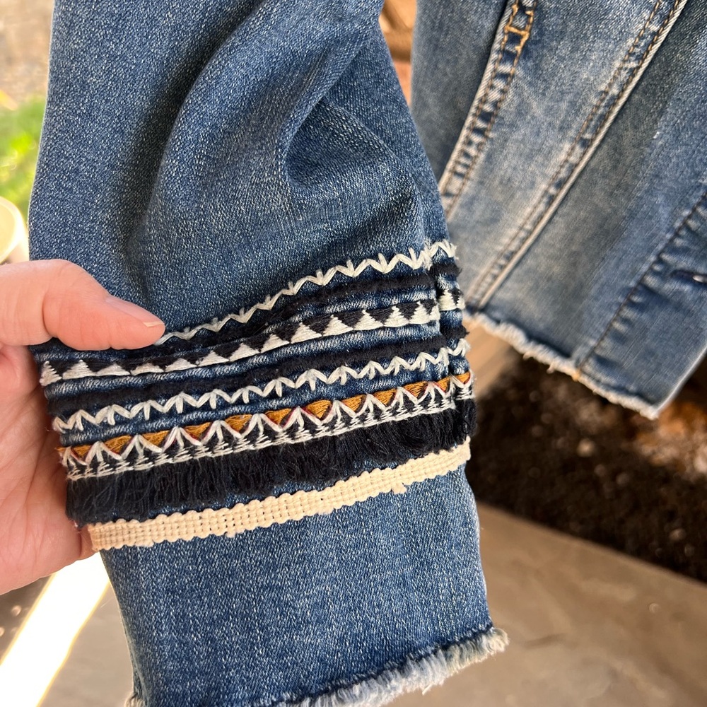 CHARLIE B Dark Blue Denim Jacket with Frayed Edge Large - Picture 3 of 6